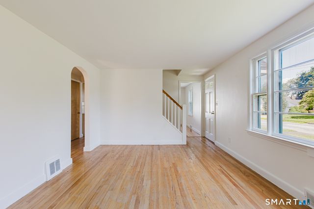 41 Stillson Place, Fairfield, CT 06824