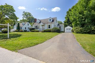 41 Stillson Place, Fairfield, CT 06824