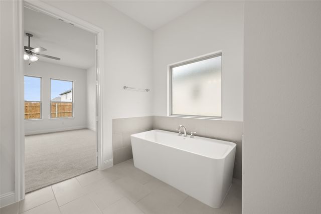 409 Daybreak Drive, Waxahachie, TX 75167