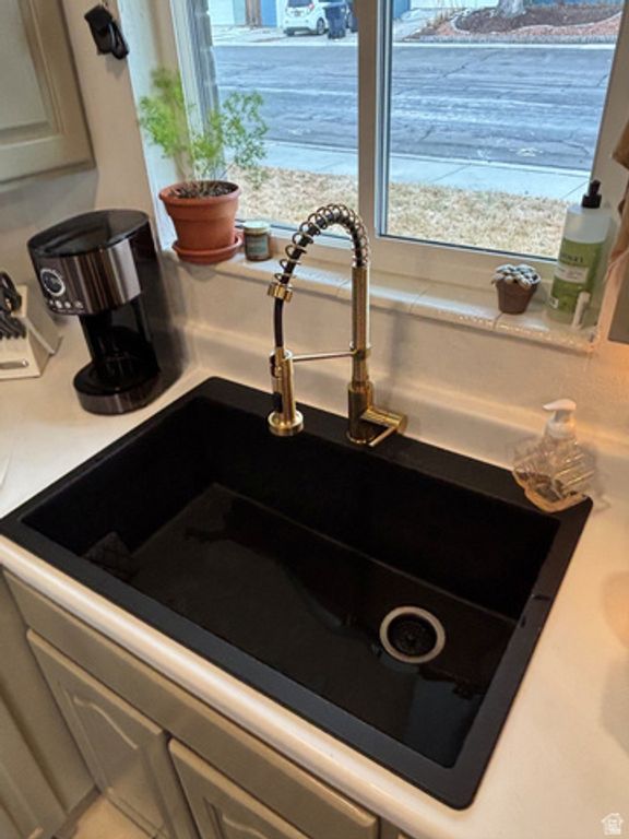 27 E MAIN ST #1-4, Sandy, UT 84070 — photo 3