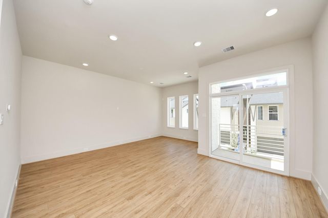 5903 Urban Pines Street, Houston, TX 77091