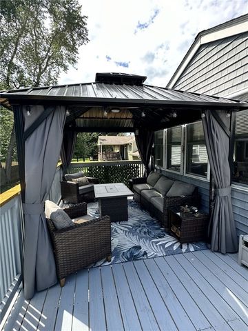 63 Capwell Avenue, Woonsocket, RI 02895