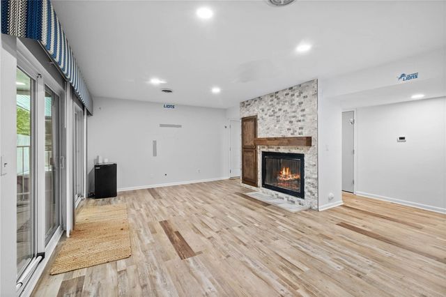 2482 N Jimmie Avenue, Fayetteville, AR 72703