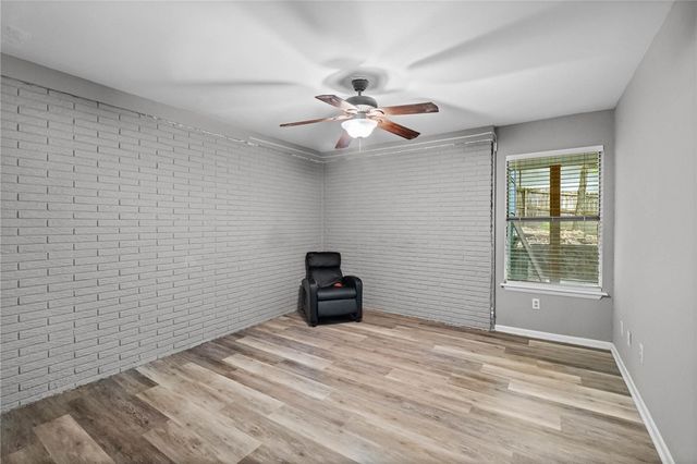 2482 N Jimmie Avenue, Fayetteville, AR 72703
