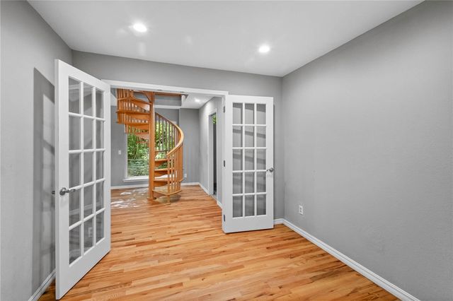 2482 N Jimmie Avenue, Fayetteville, AR 72703