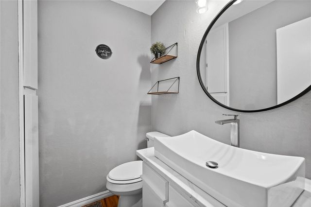 2482 N Jimmie Avenue, Fayetteville, AR 72703