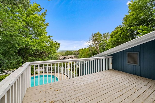 2482 N Jimmie Avenue, Fayetteville, AR 72703