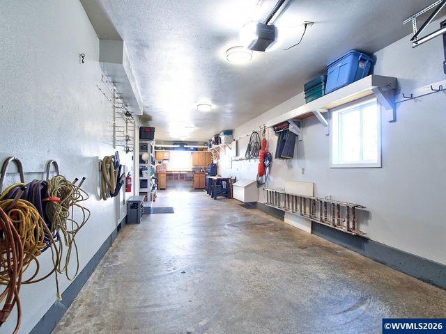 5185 Main St, Bay City, OR 97107