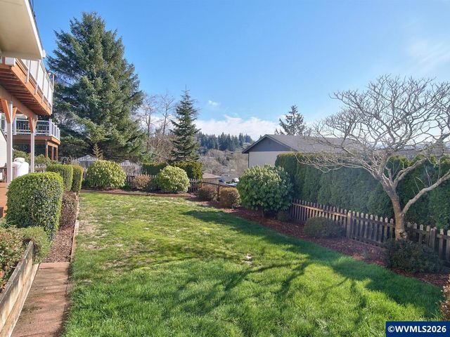 5185 Main St, Bay City, OR 97107