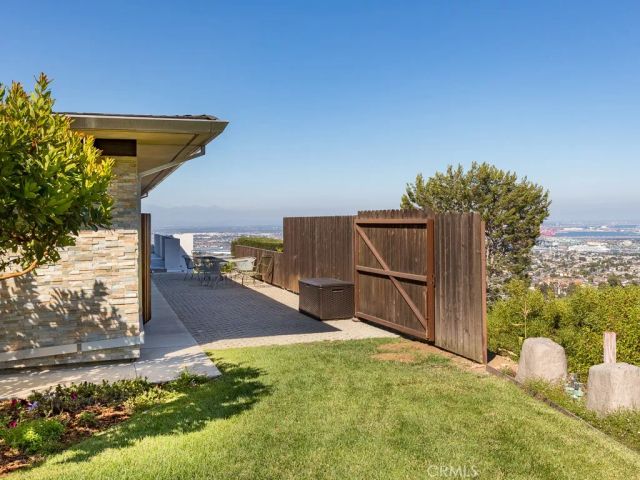 43 Avenida Corona, Rancho Palos Verdes, CA 90275