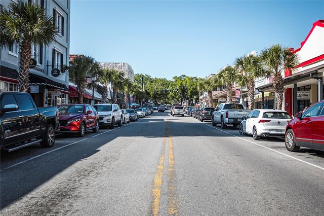 1405 HILLTOP DRIVE, Mount Dora, FL 32757