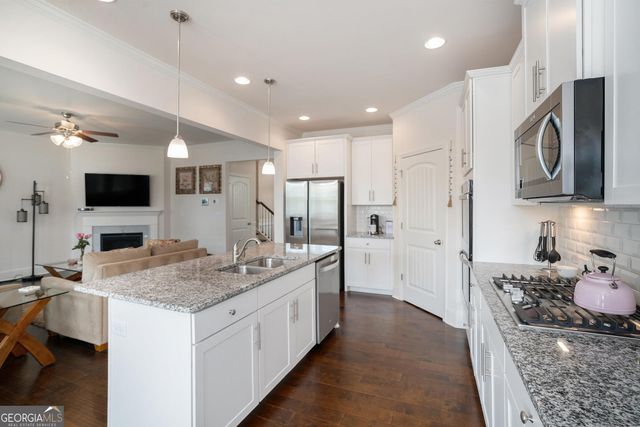 9990 Blackfriars Road, Douglasville, GA 30135