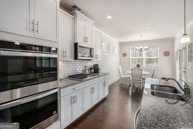 9990 Blackfriars Road, Douglasville, GA 30135