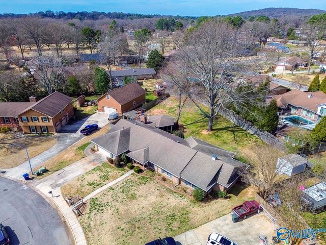 7823 Horseshoe Trail SE, Huntsville, AL 35802