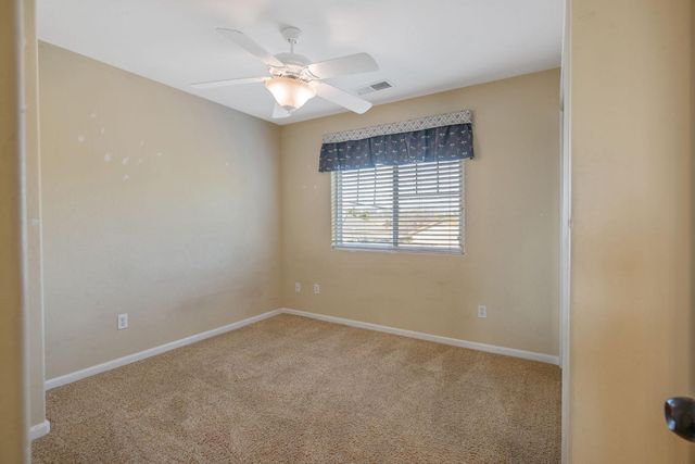 5586 E Atchison Street, Fresno, CA 93727