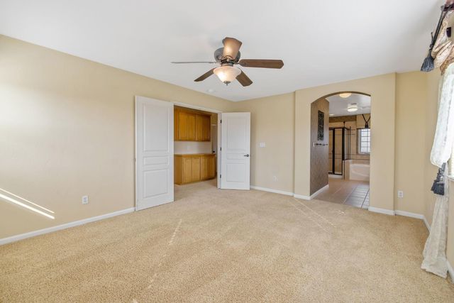 5586 E Atchison Street, Fresno, CA 93727