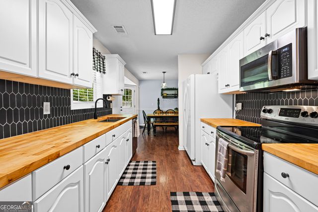 9 Bob O Link Drive, Newnan, GA 30263