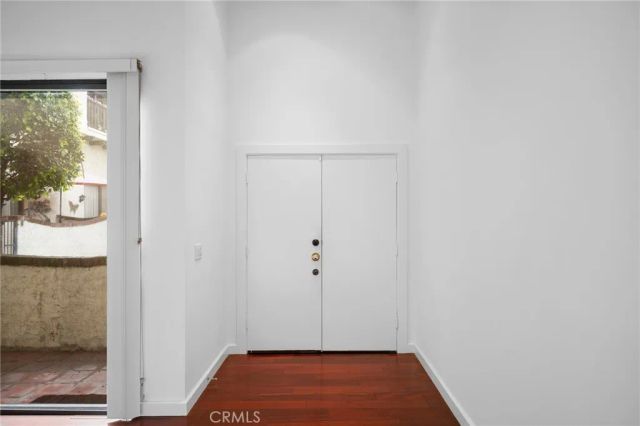 300 N Isabel Street 10, Glendale, CA 91206