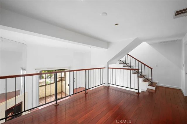 300 N Isabel Street 10, Glendale, CA 91206