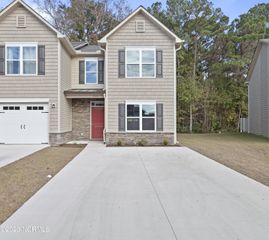 463 Sullivan Loop Road, Midway Park, NC 28544