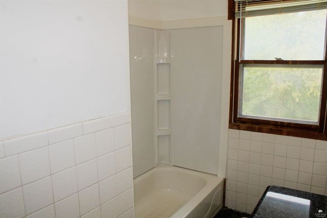 9012 Blue Ridge Rd, Manhattan, KS 66503