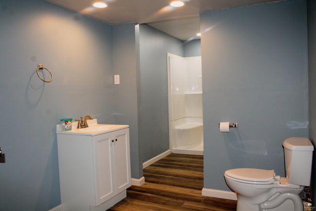 9012 Blue Ridge Rd, Manhattan, KS 66503