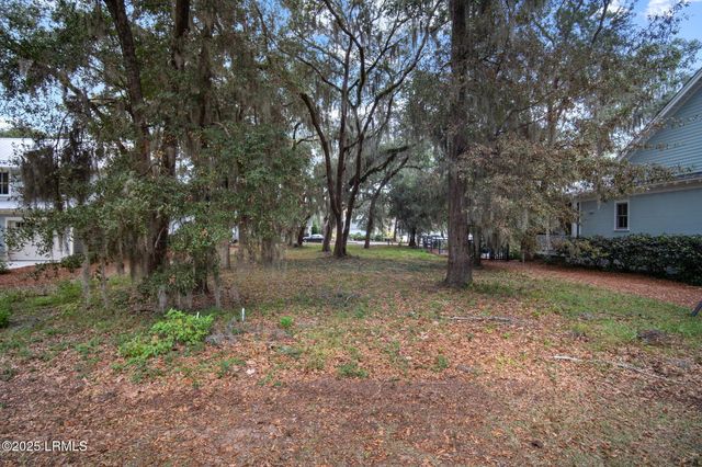 59 Sweet Olive Drive, Beaufort, SC 29907