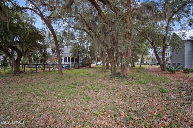 59 Sweet Olive Drive, Beaufort, SC 29907