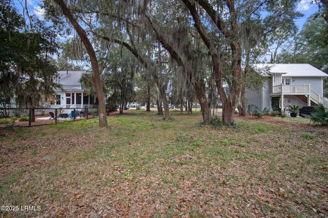 59 Sweet Olive Drive, Beaufort, SC 29907