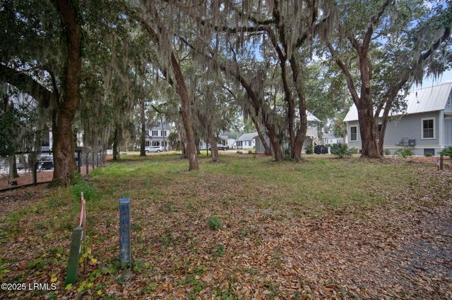 59 Sweet Olive Drive, Beaufort, SC 29907