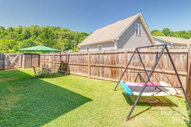 40 Quinn Hill Lane, Mars Hill, NC 28754