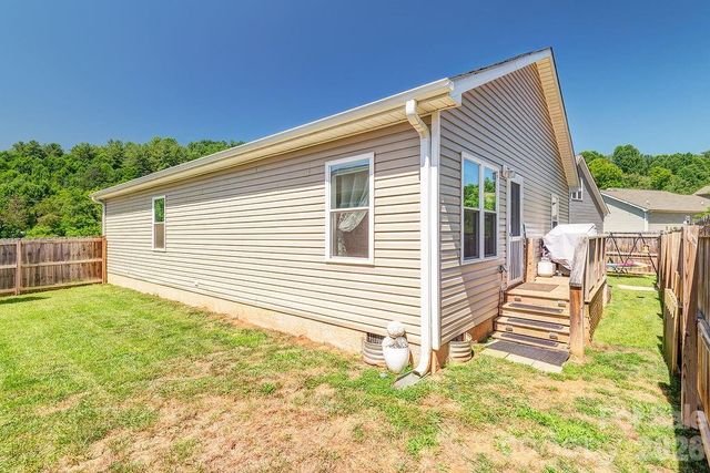 40 Quinn Hill Lane, Mars Hill, NC 28754