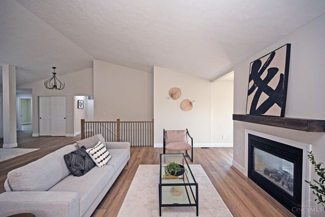 823 Autumn Court, Trenton, OH 45067