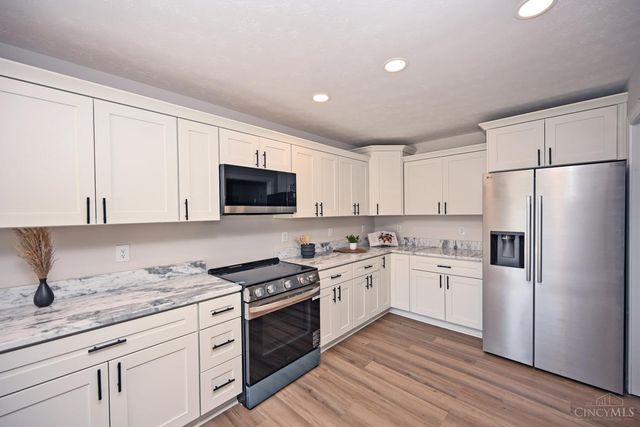 823 Autumn Court, Trenton, OH 45067