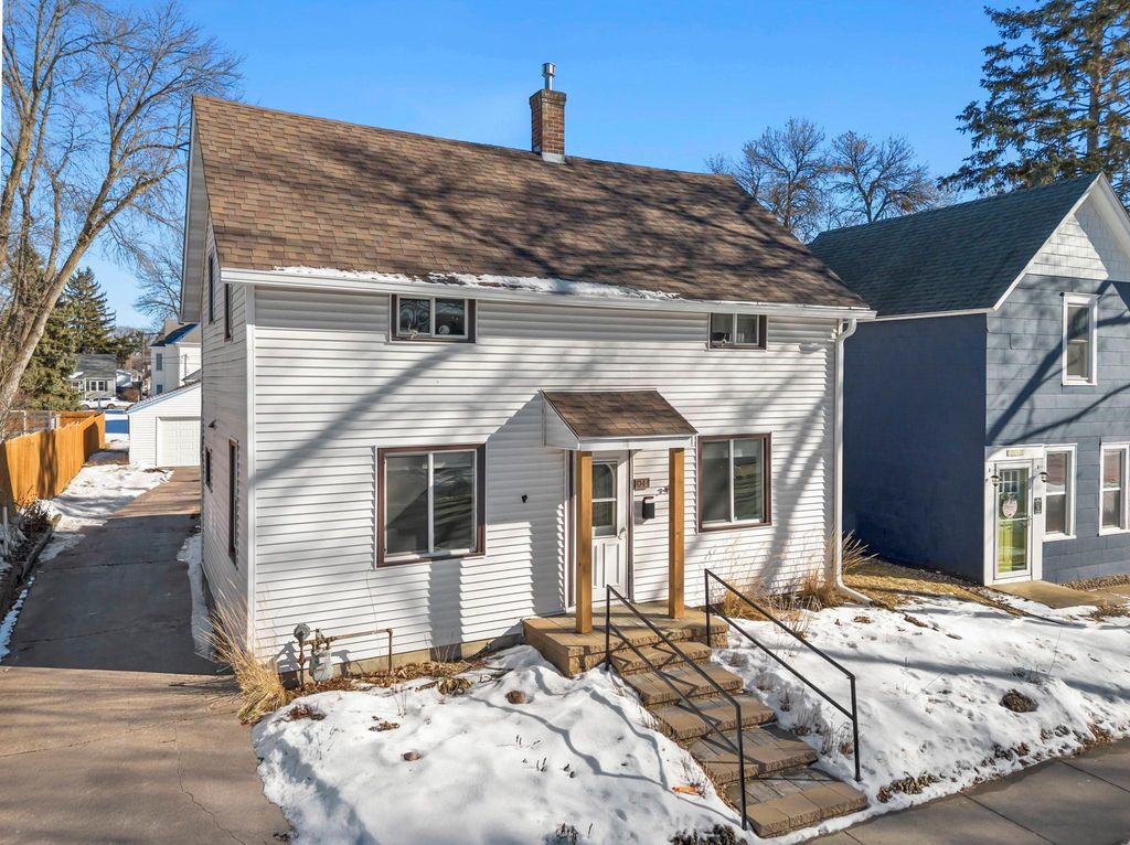 1044 Winslow Avenue, West Saint Paul, MN 55118