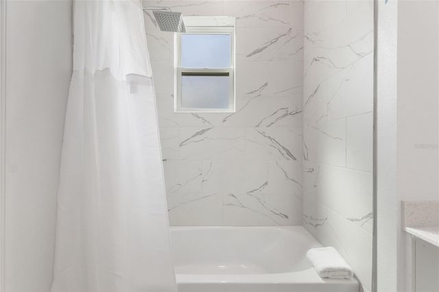 452 FAMAGUSTA DRIVE, Davenport, FL 33896