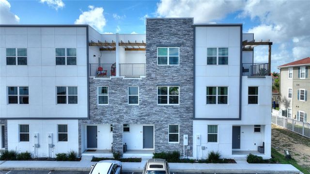 452 FAMAGUSTA DRIVE, Davenport, FL 33896