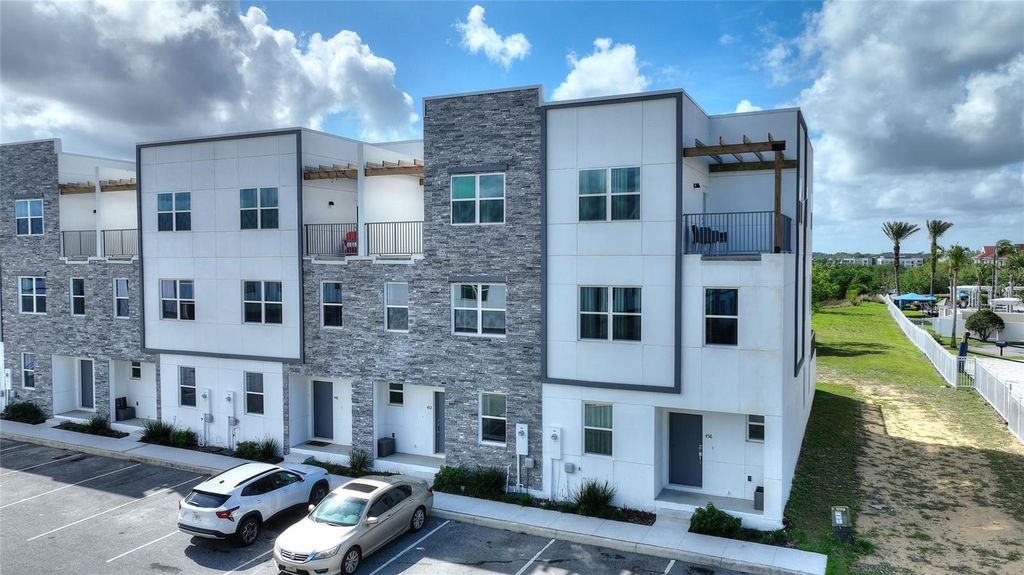 452 FAMAGUSTA DRIVE, Davenport, FL 33896