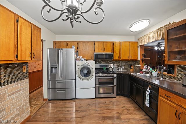 3577 Lynwood Drive NW, Warren, OH 44485