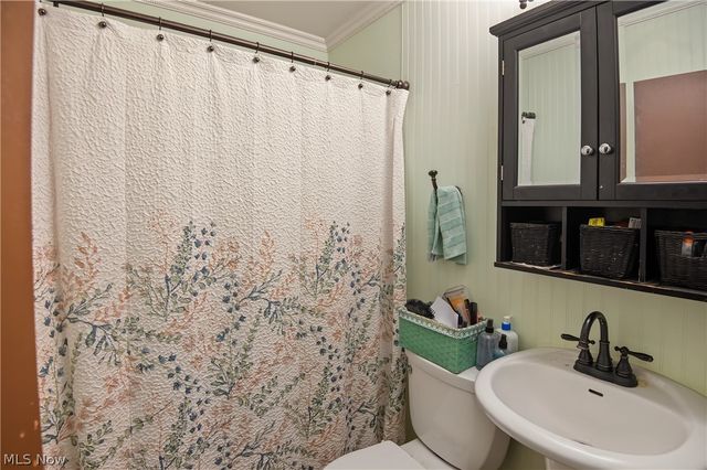 3577 Lynwood Drive NW, Warren, OH 44485