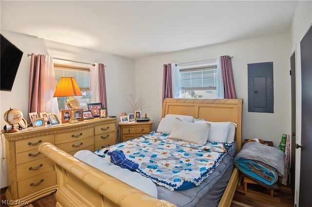 3577 Lynwood Drive NW, Warren, OH 44485