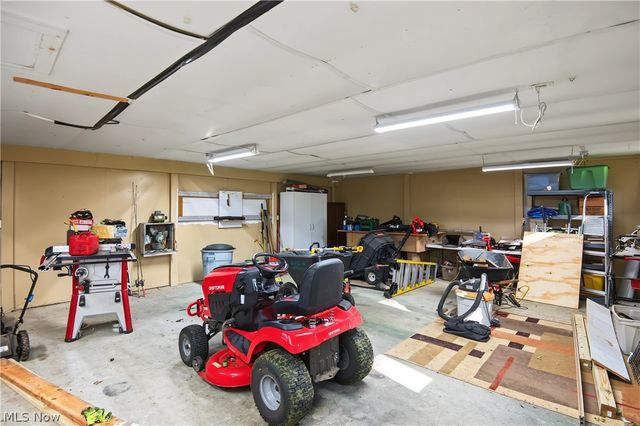 3577 Lynwood Drive NW, Warren, OH 44485