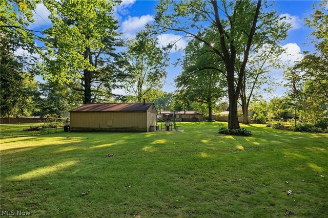 3577 Lynwood Drive NW, Warren, OH 44485