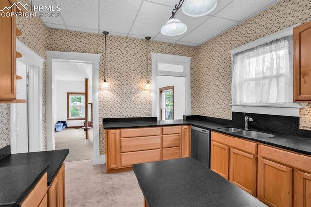 612 Lake Avenue, Pueblo, CO 81004