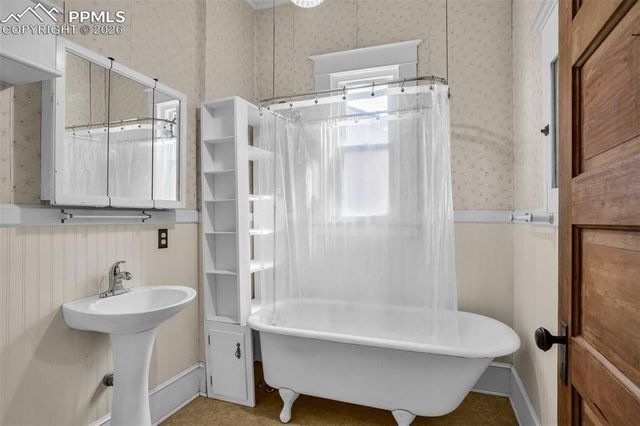 612 Lake Avenue, Pueblo, CO 81004