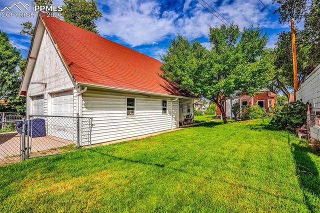 612 Lake Avenue, Pueblo, CO 81004