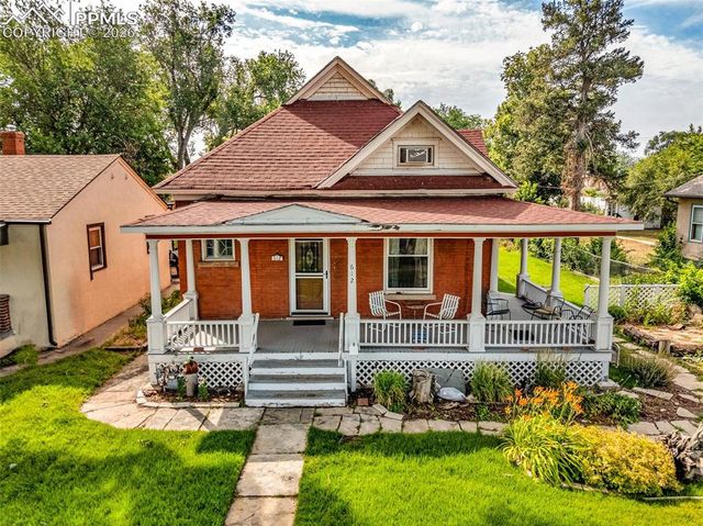 612 Lake Avenue, Pueblo, CO 81004