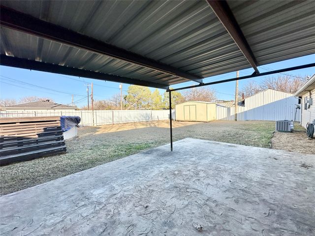 1210 S 9th, Merkel, TX 79536