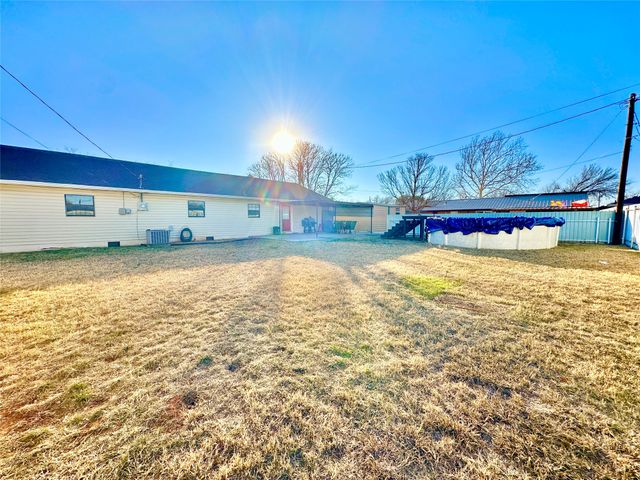 1210 S 9th, Merkel, TX 79536