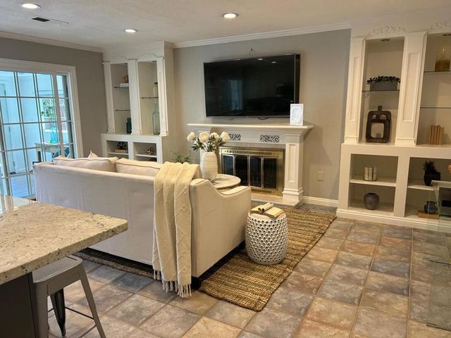 6635 Catamaran Street, San Jose, CA 95119